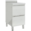 Das Sideboard zeigt 2 Schubladen in Silber