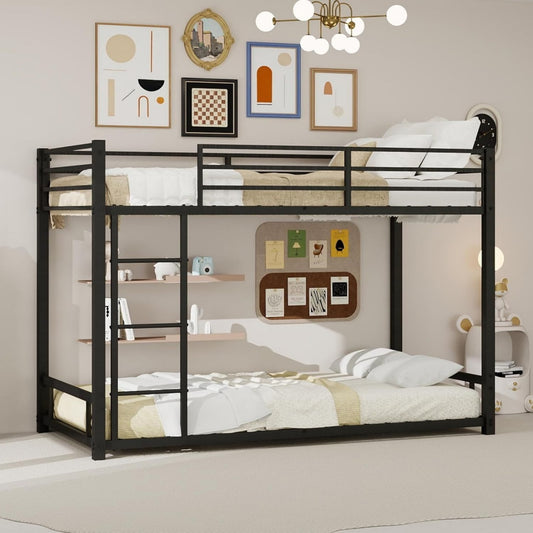 Das Etagenbett nimmt mit 90 x 190 cm Gestalt an